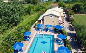 Villa Eleni Holidays Resort - With Pool Near The Beach